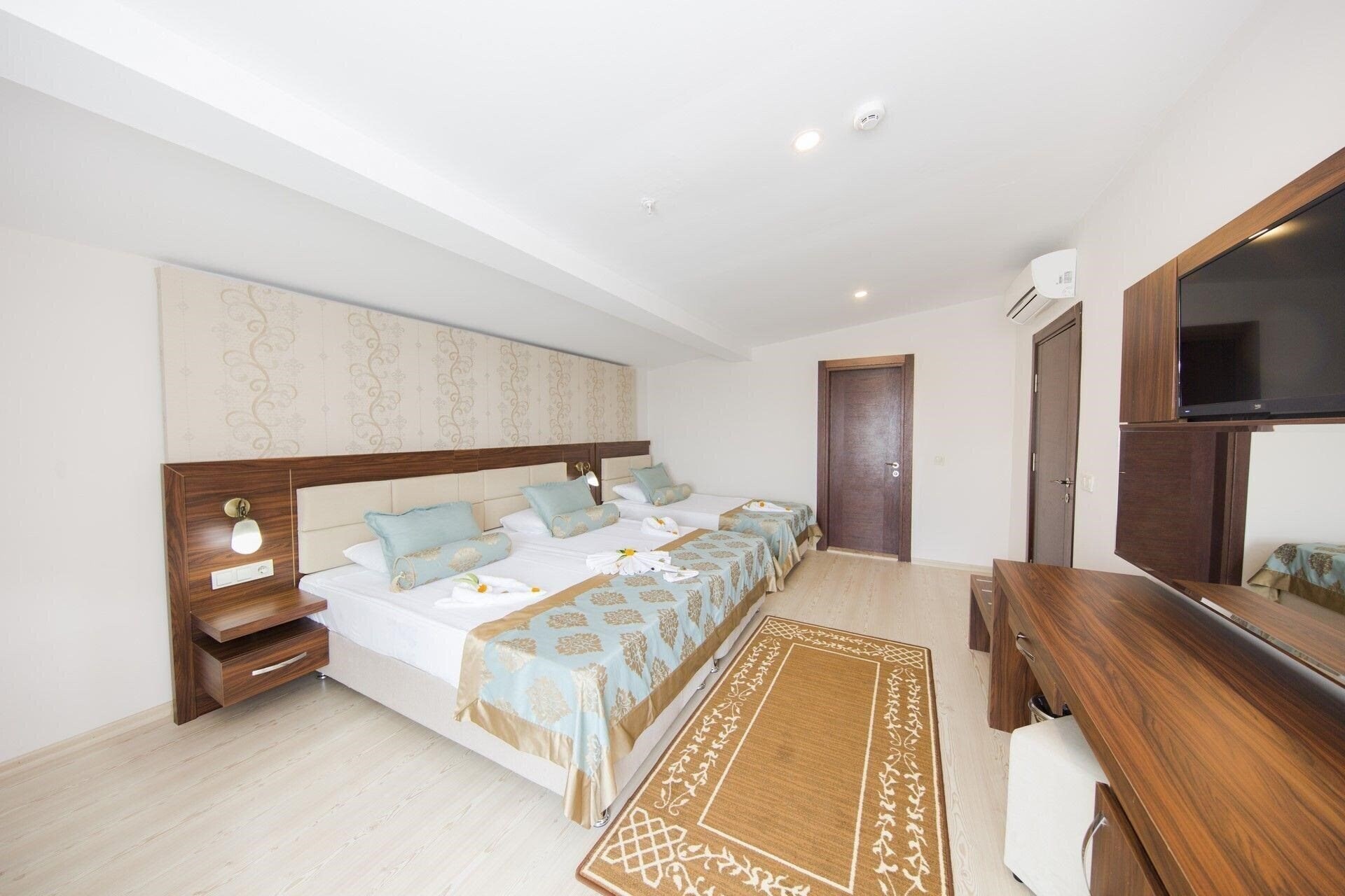 Зображення Maya World Park 4*